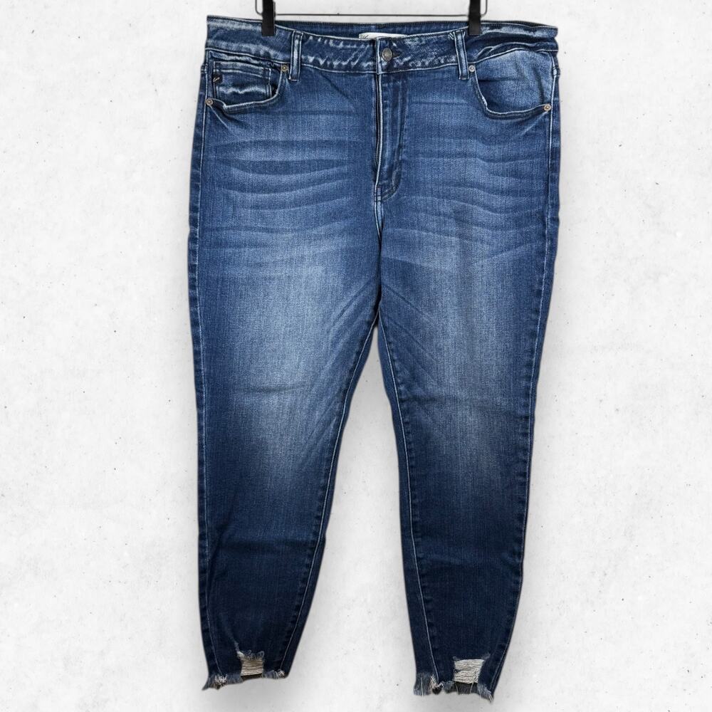 KanCan Jeans Women's 20 Blue Skinny Mid Rise Stretch Distressed Preppy Raw Hem
